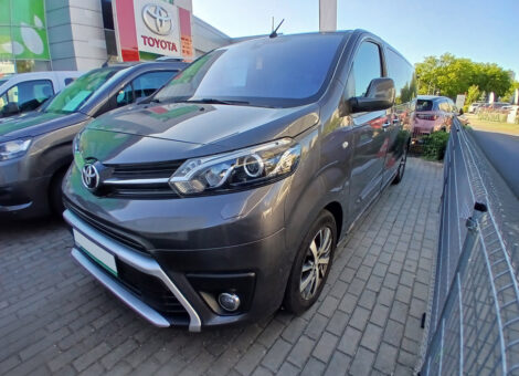Toyota PROACE Verso VIP